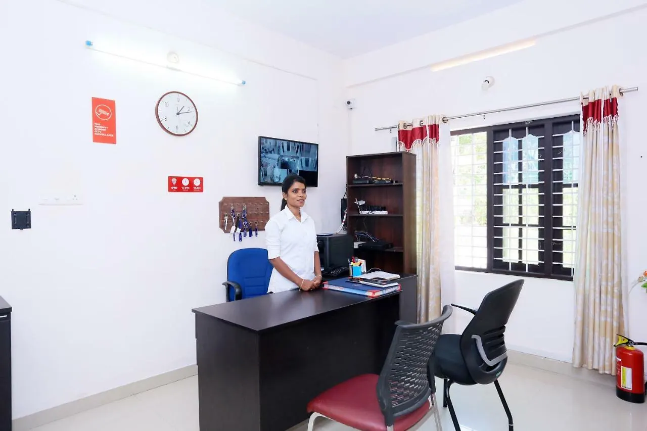 Silverkey Executive Stays 29252 Jobby Technopark Kazhakuttam